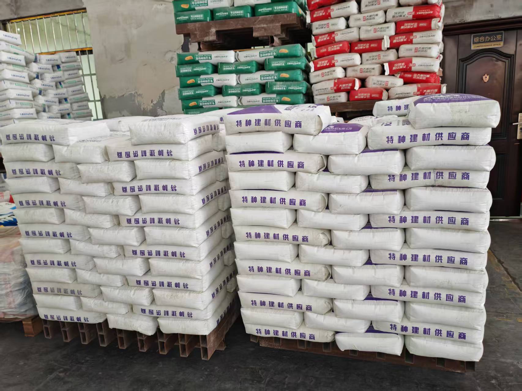 宣恩拱顶带模注浆料